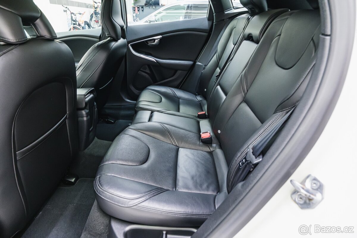 Volvo V40 2014, D2, el. kožená sedadla, bi-xenony,TFT, - 10