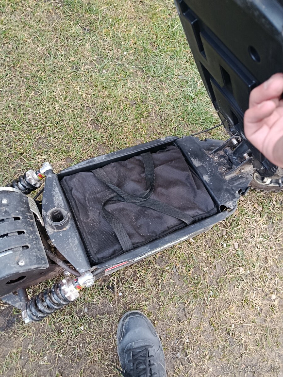 Elektrokoloběžka Nitro Scooters - 10