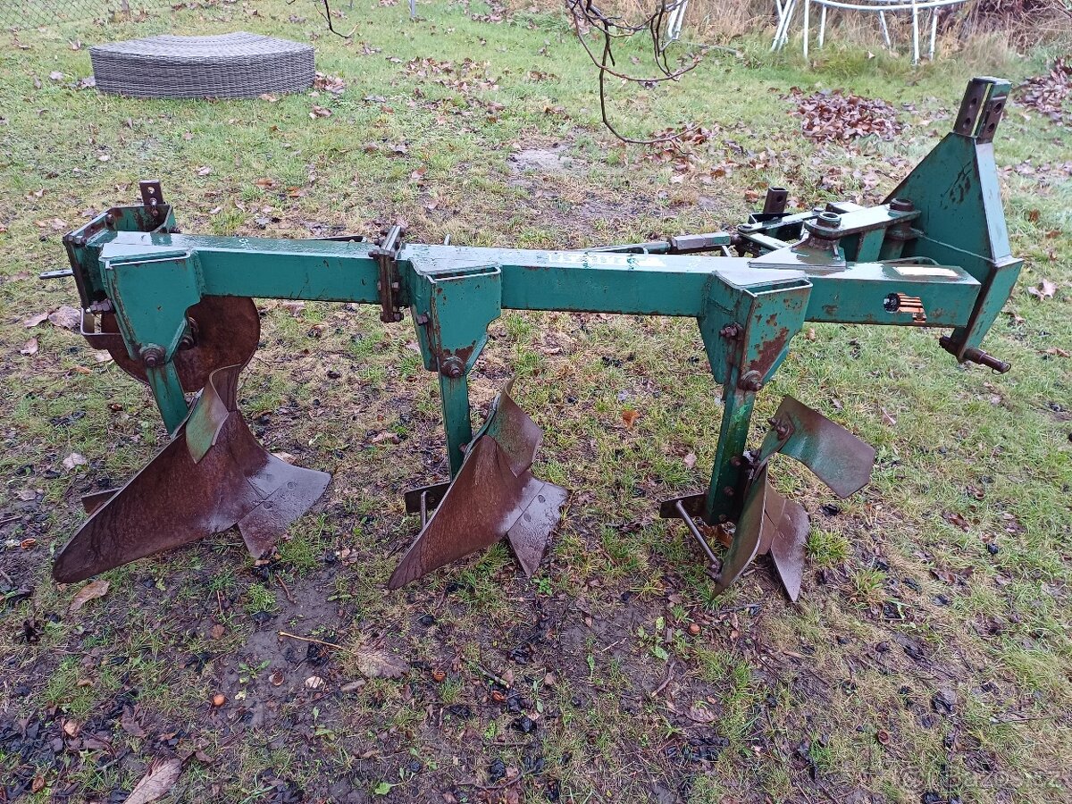 Pluh za traktor, 3 radličný Roudnický Privat PL3-101 - 10