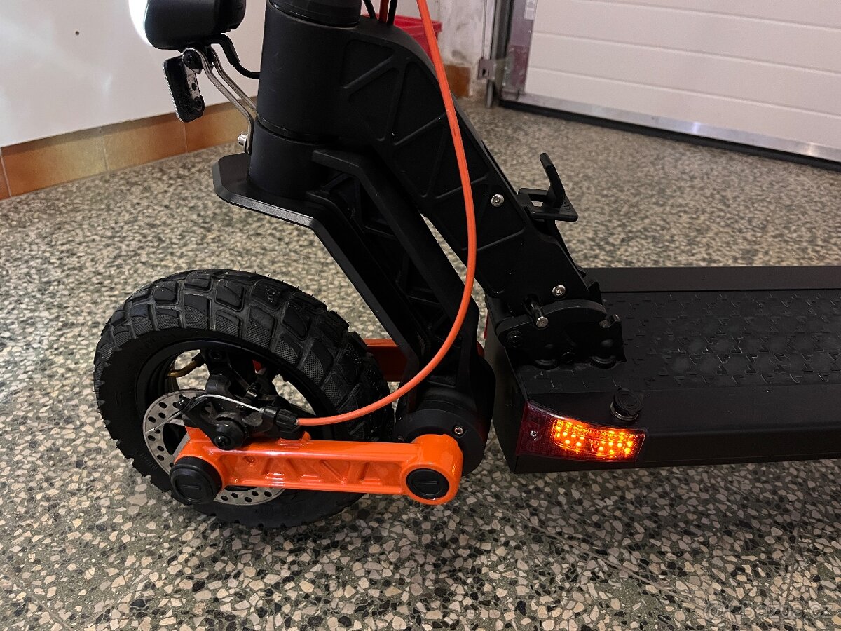 Elektrická koloběžka joyor S5 - 10