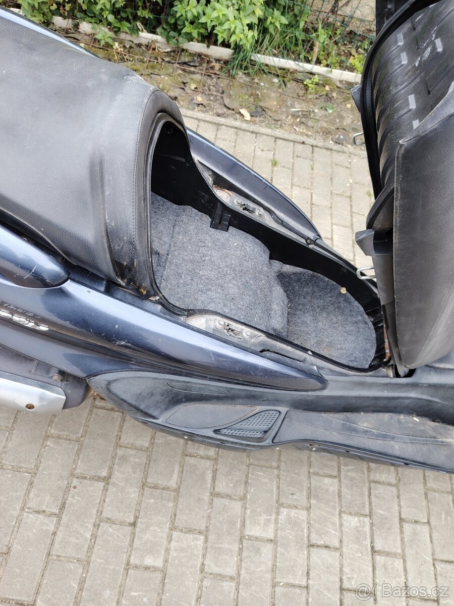 Yamaha majesty 250 - 10