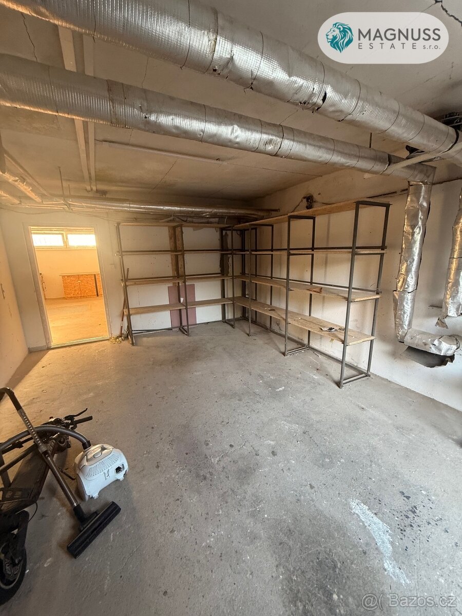 Pronájem garáže na adrese Rokycanova - 10