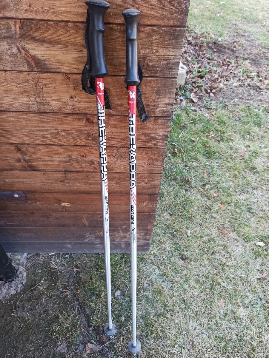 Snowboardové kalhoty Meatfly, přilba Giro a hůlky - 10