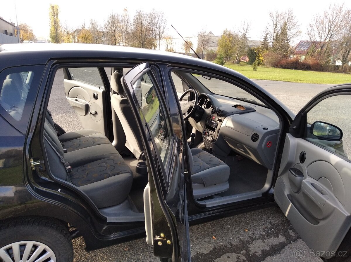 Chevrolet Kalos 1.2i pětidveřový. - 10