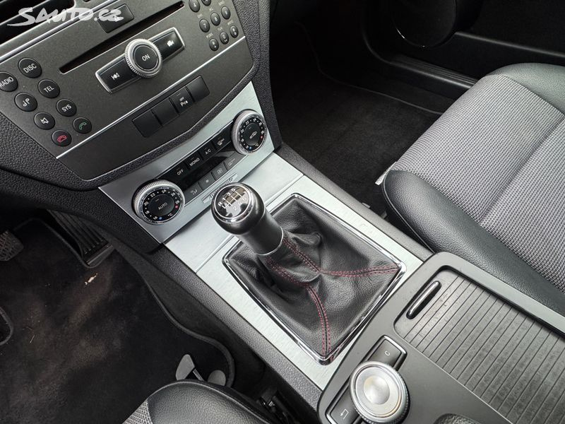 Mercedes-Benz Třídy C, 200,AVANTGARDE,MANUÁL,XENONY - 10