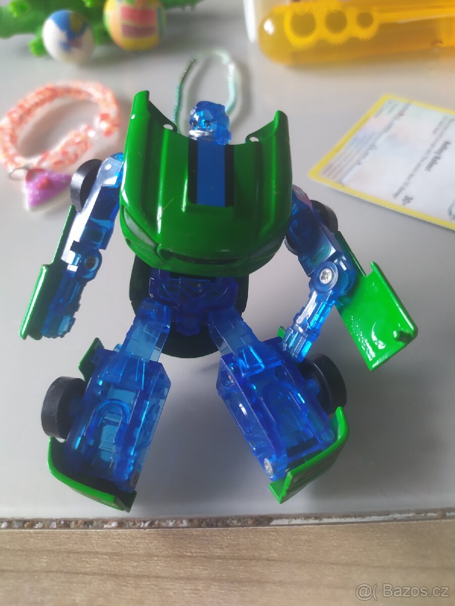 Mix různých hraček - 10