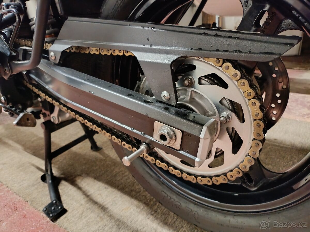 Suzuki v strom 650 Dl - 10