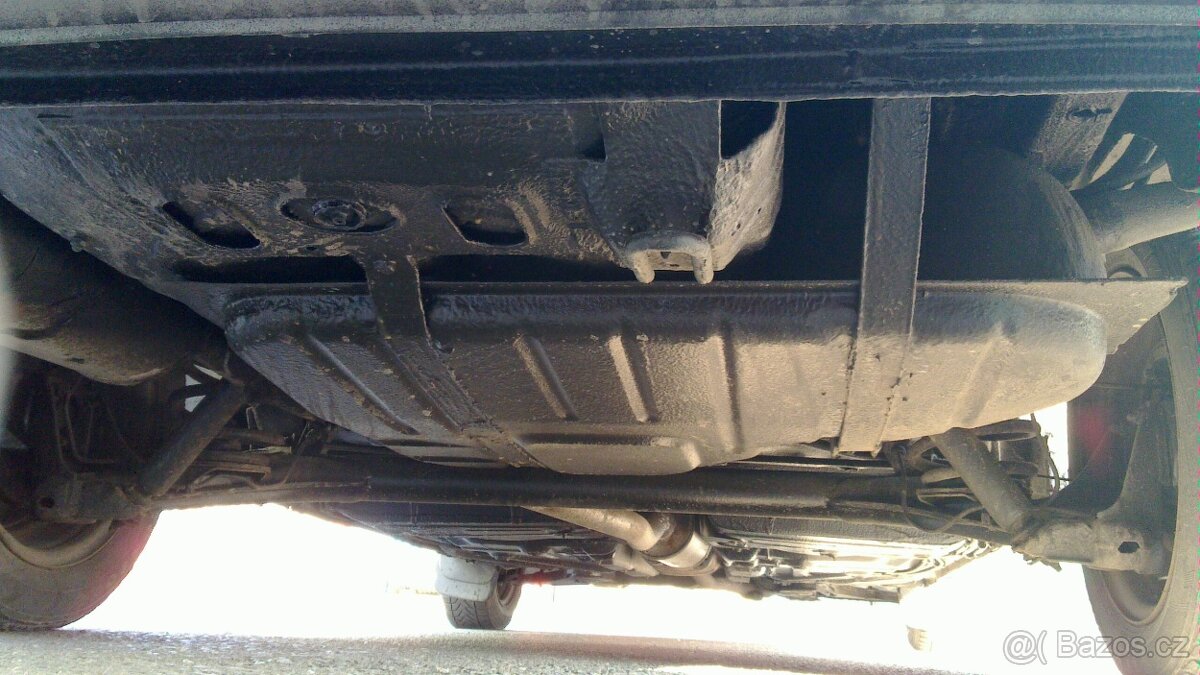 Opel Astra F caravan 18 16V - 10