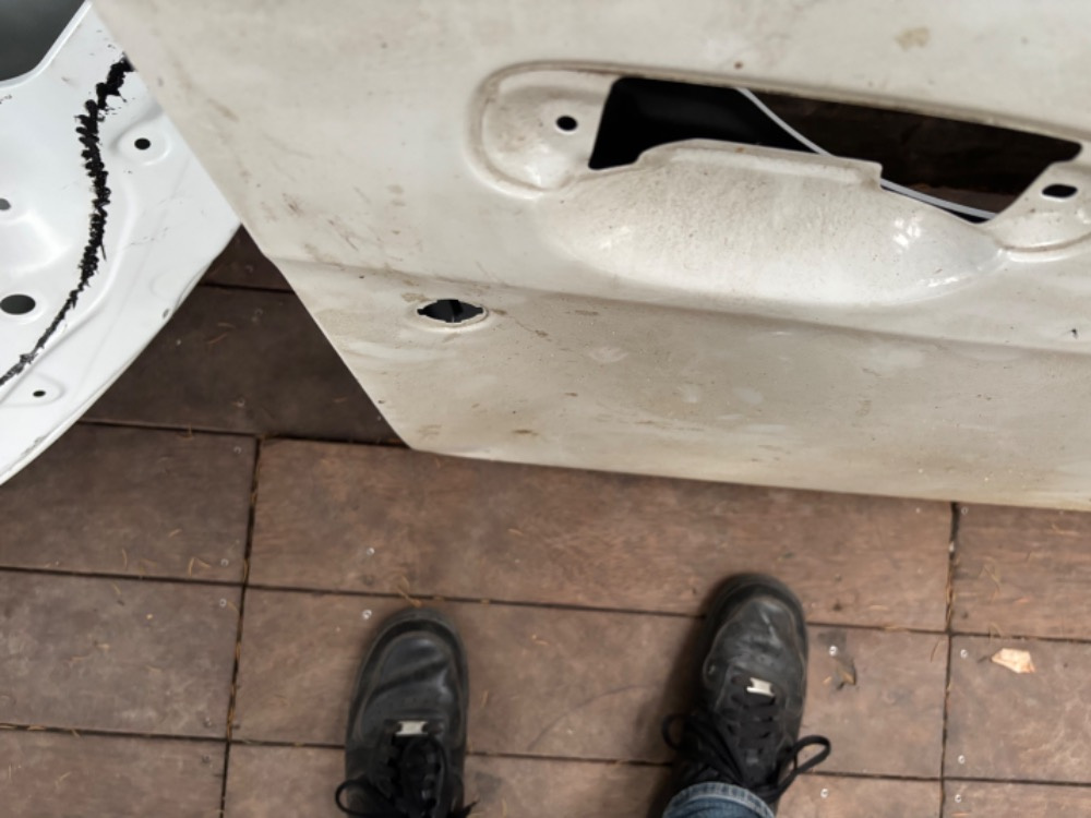 Přední nárazník a pravé dveře přední i zadní Citroen C-zero - 10