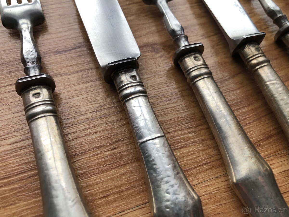 Stříbrné příbory - 10