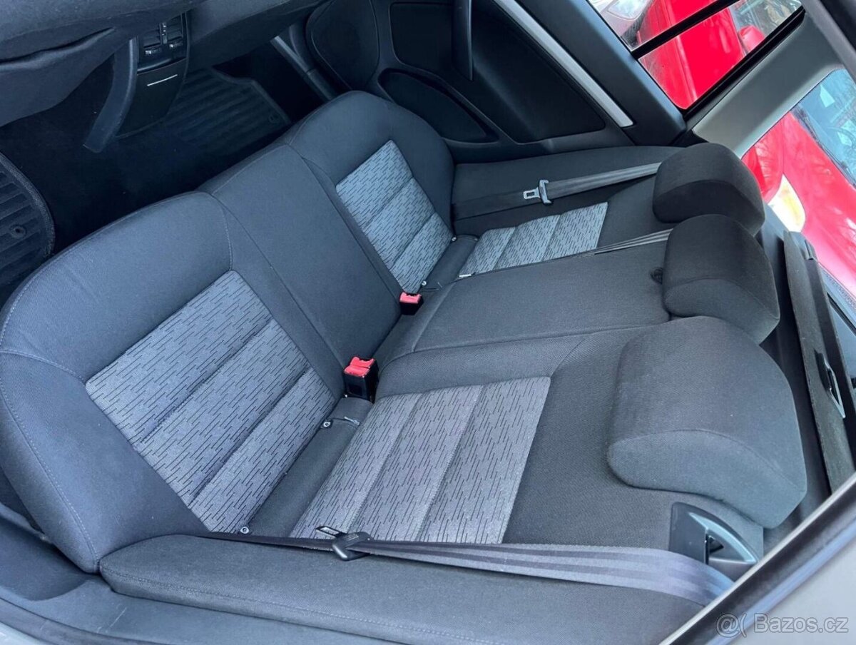 Škoda Octavia Combi 1.6 TDI 77 kW klima tažné 2010 - 10