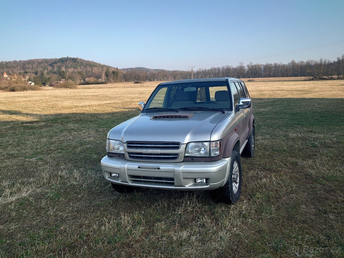 ISUZU TROOPER 3,0 TDI - 10