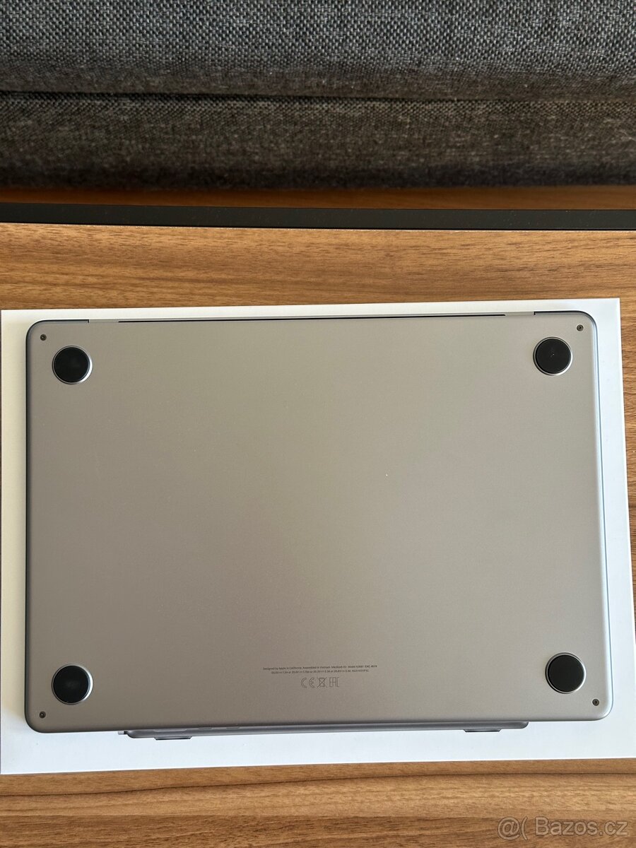 Apple MacBook Air 13" 2022, M2 8-Core 16GB/256GB Space Grey - 10