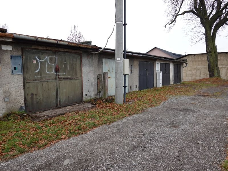 Řadová garáž, Ostrava-Slezská Ostrava, ul. Kramolišova - 10