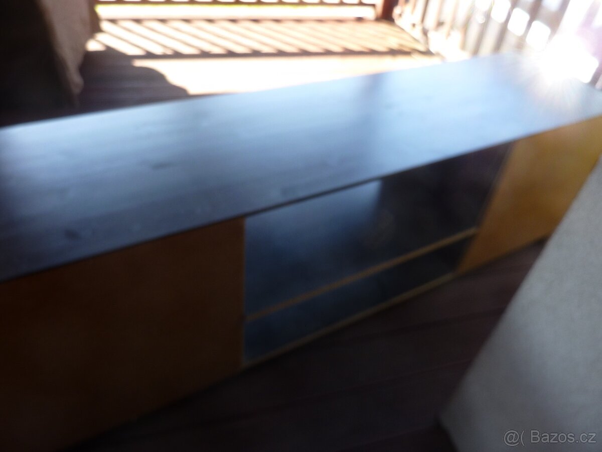 TV komoda/TV stolek - masiv, 175x45 cm - 10