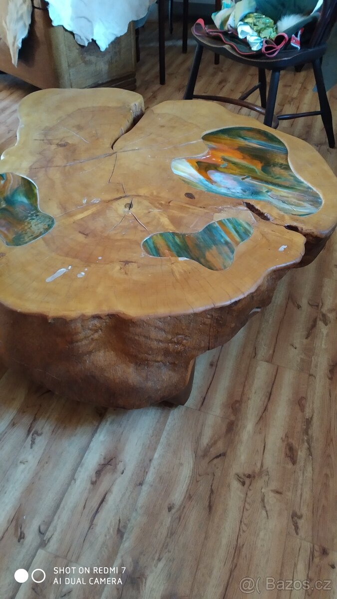 epoxidový nábytek s minerály, toaletní stolek, stojací lampa - 10