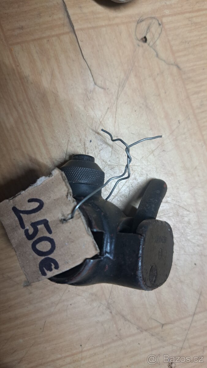 pačky,prepínač svetla, - 10