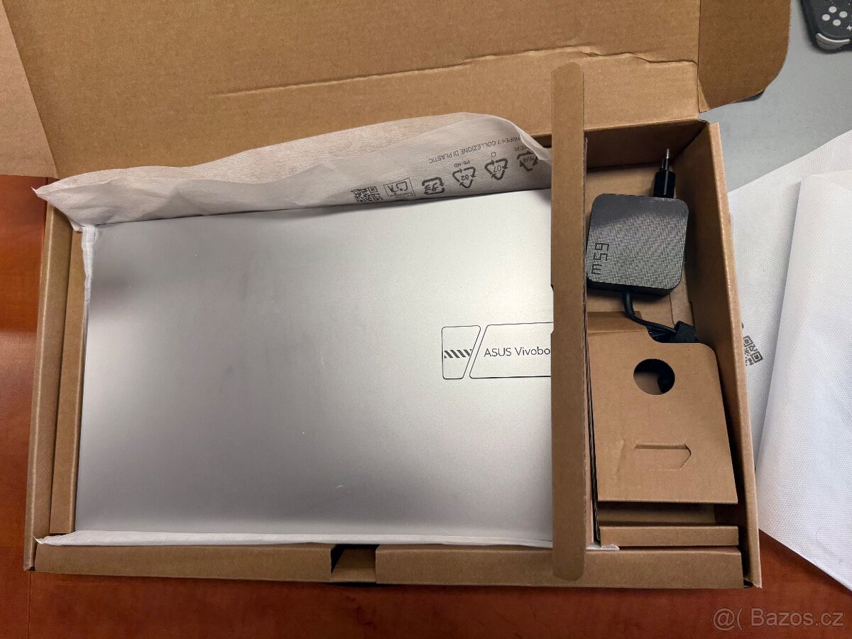 Asus Vivobook 477gb hdd,ram16gb,Core i5 - 10