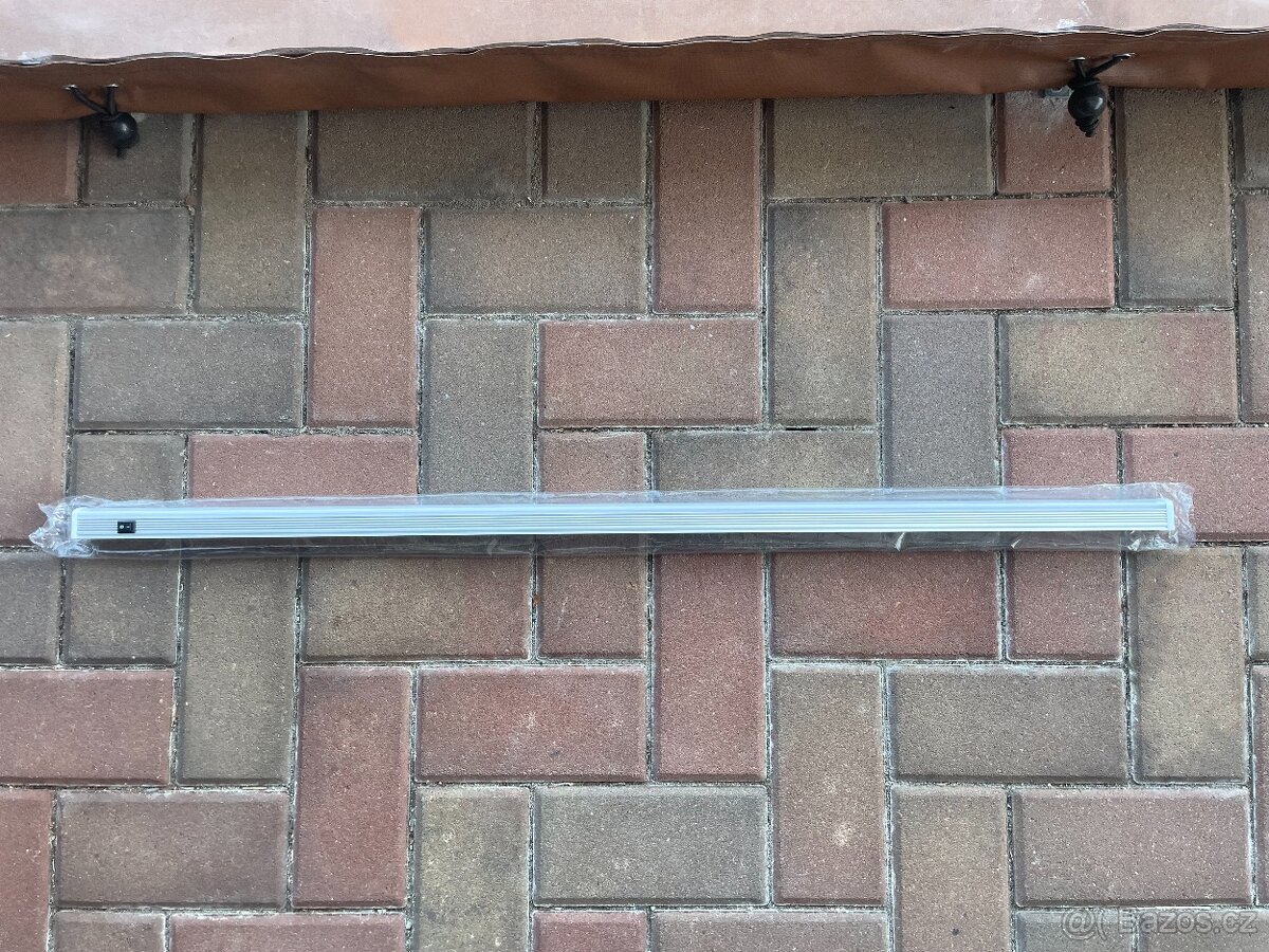 NOVÉ LED Svítidlo 900mm - 10