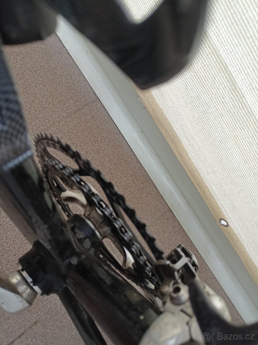 Silnicni kolo karbon - 10