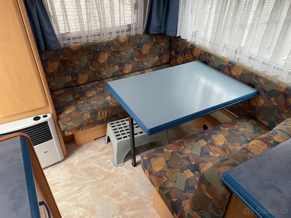 Hobby de luxe 440, 4 osoby, stan, bojler, sprcha, fr.postel - 10