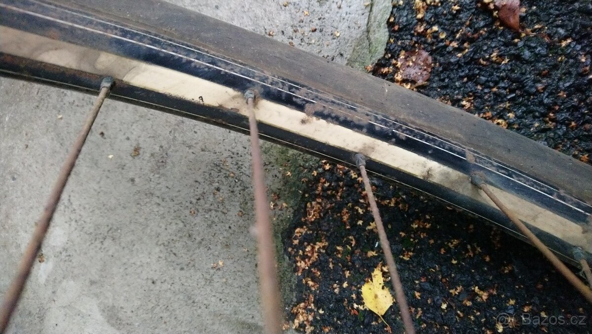 PŘEDVÁLEČNÉ KOLO ESKA - 10