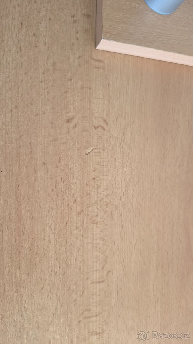 Psací stůl 132x57x72 (šxhxv) - 10