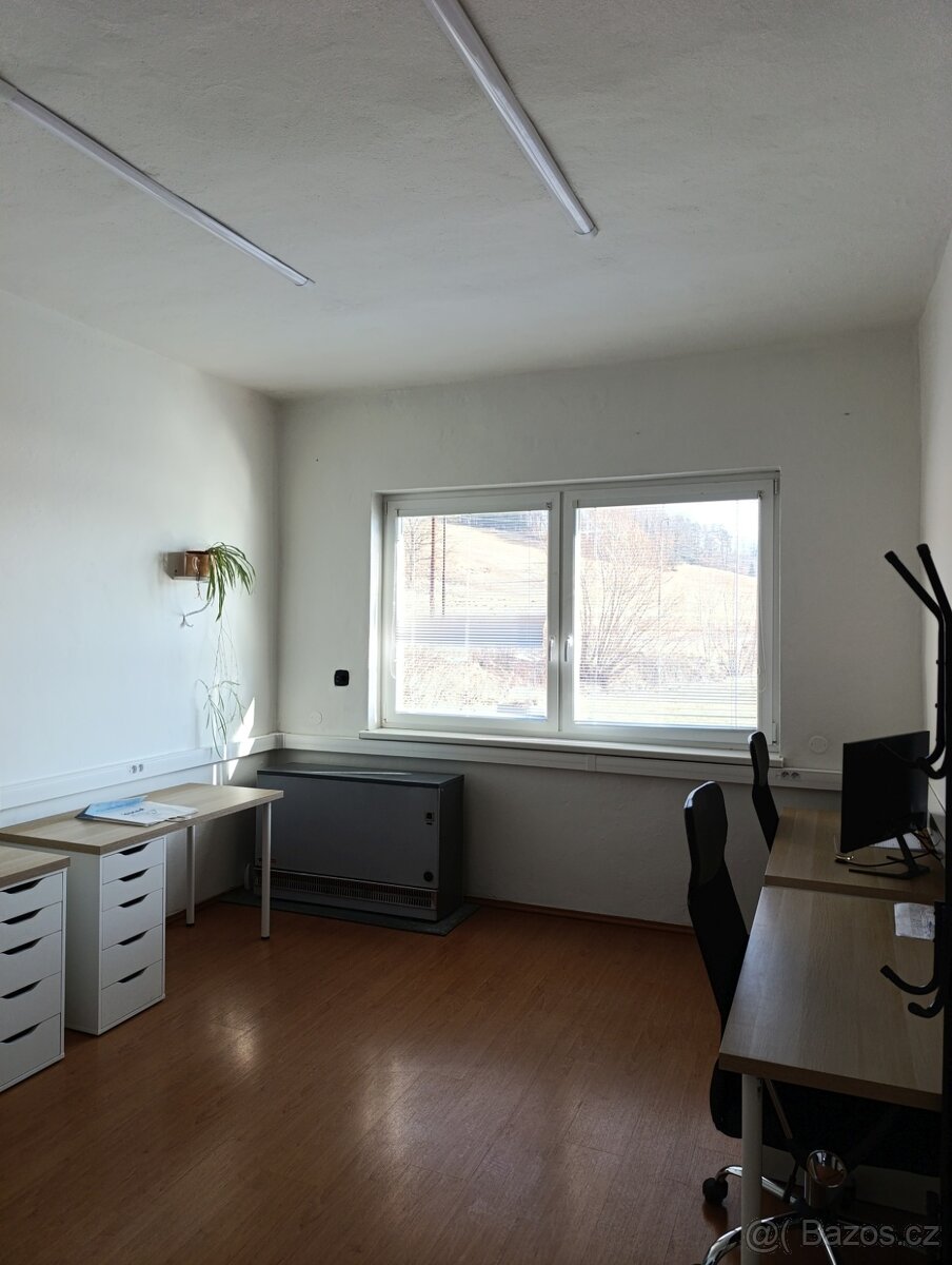 Pronájem areálu Kunčice nad Labem - 10