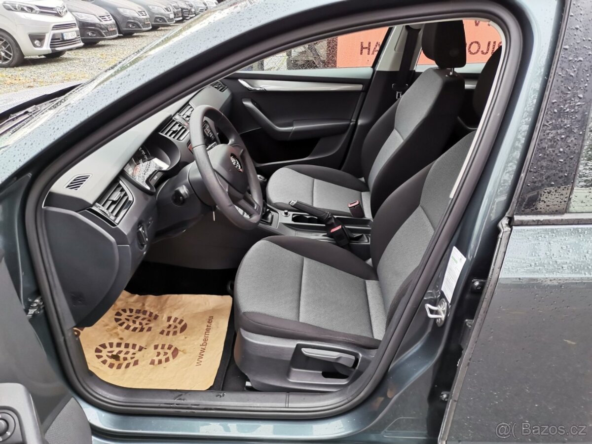Škoda Octavia 1.4TSi 110kw Active Tažné PDC - 10