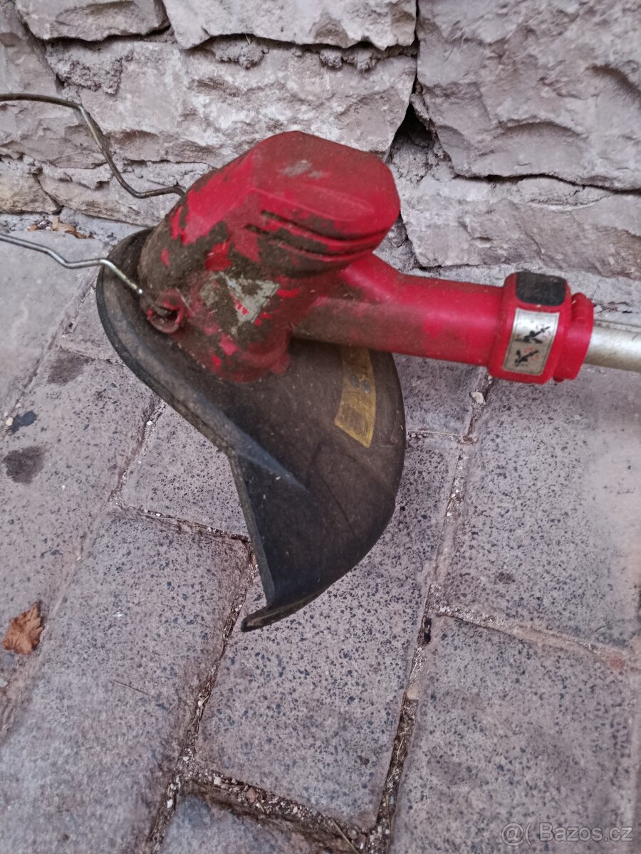 AKU HECHT sekačka + vyžínač + baterie + nabíječka - 10