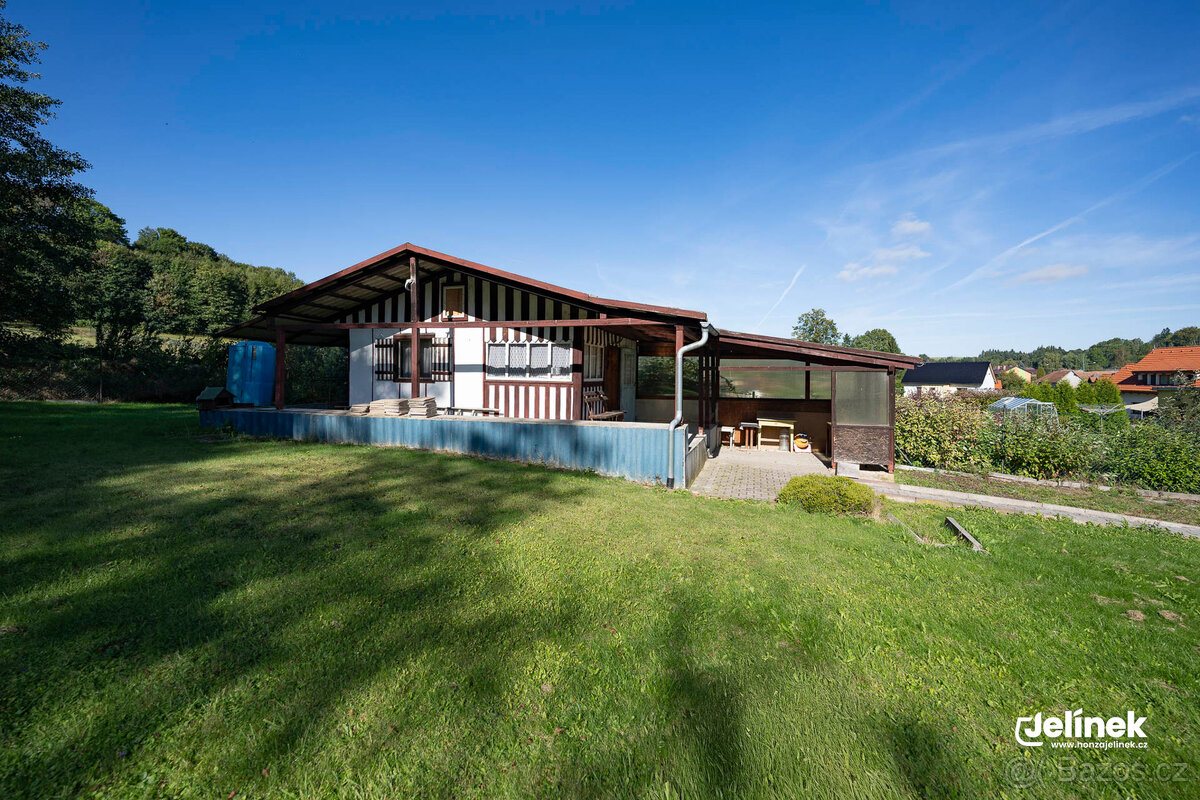 Stavební pozemek s chatkou – Jedlová u Poličky - 10