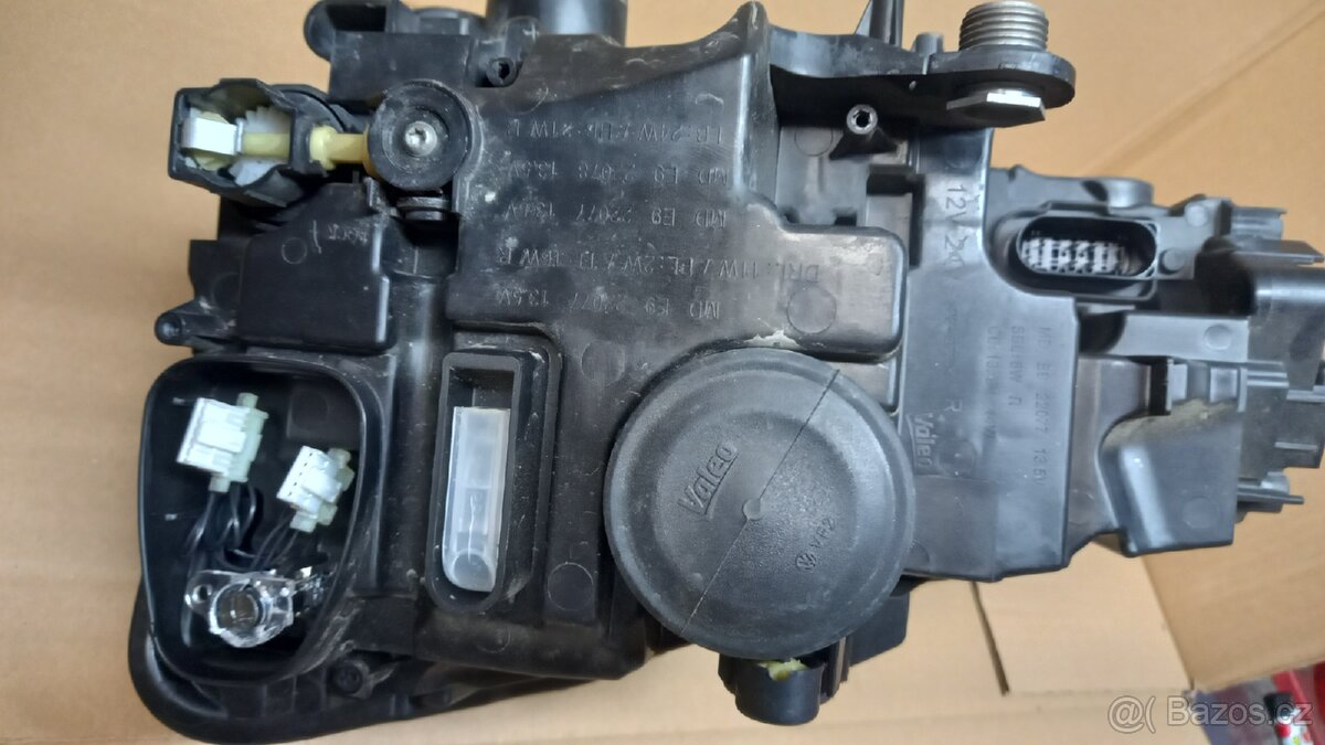 Pravý světlomet Škoda Scala - 10