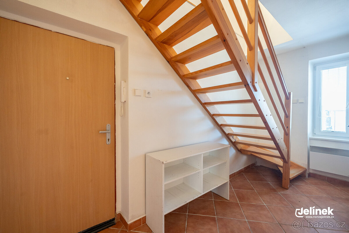 Mezonet o dispozici 4+1, Polička – ulice 1. máje 607 - 10