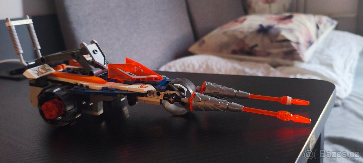 Lego :Ninjago ,Nexo Knights a Formule - 10