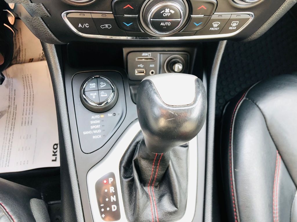 JEEP CHEROKEE 200KW - 10