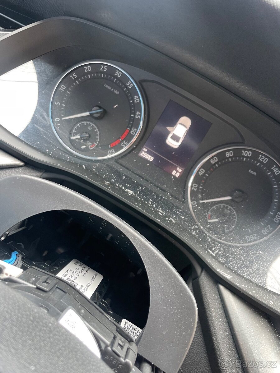 Škoda Octavia 2.0tdi 7/2024 85kw - 10