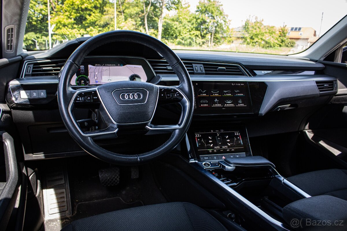 Audi E-tron 55 quattro, 300kW, Webasto, Vzduch, ťažné, DPH - 10