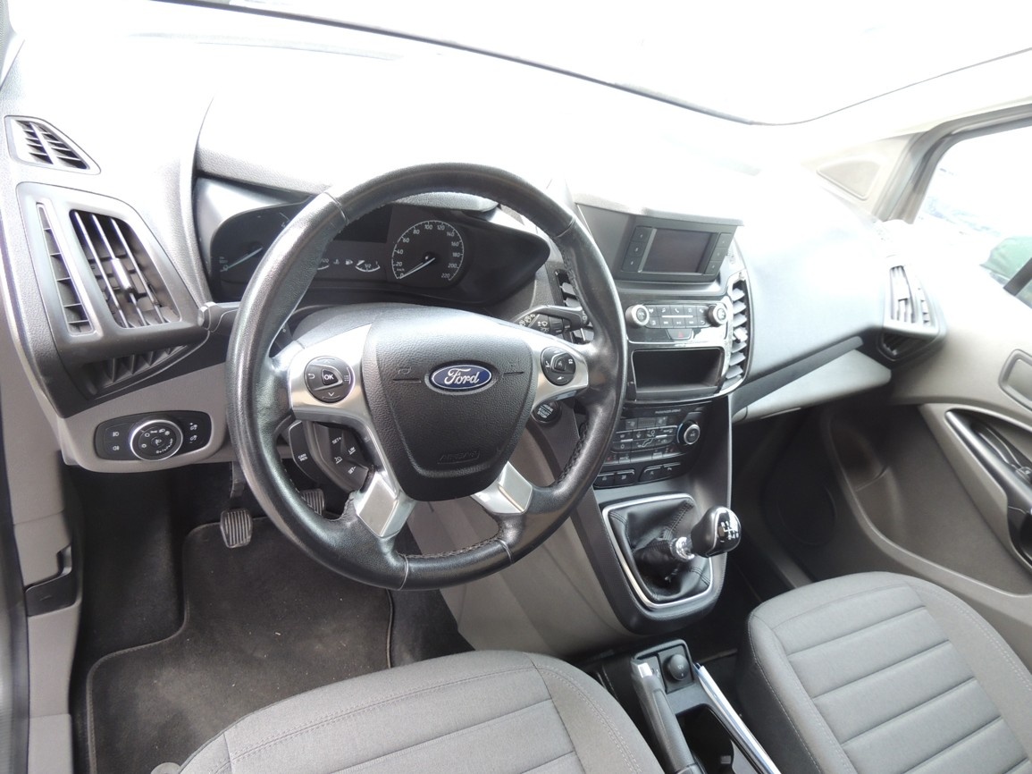 Ford Grand Tourneo Connect 1.5TDCi,88kw,2022,ČR,1maj-21%DPH - 10