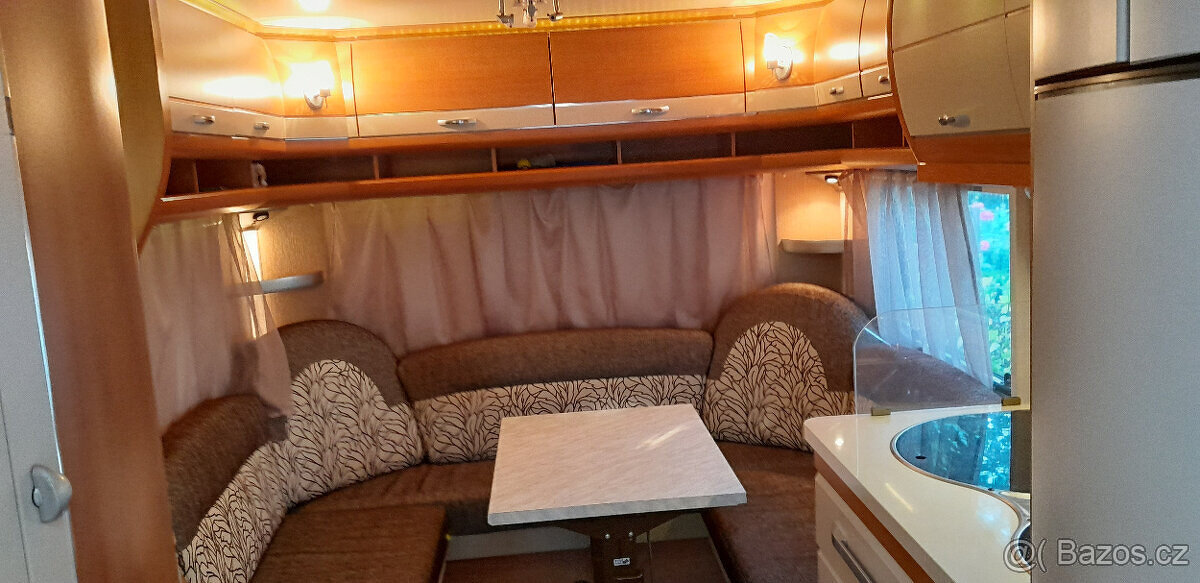 Karavan Hobby Excellent - 10