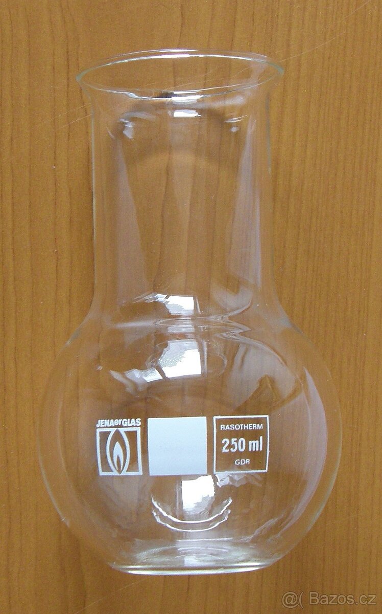 Laboratorní sklo, filtrační papír - 10