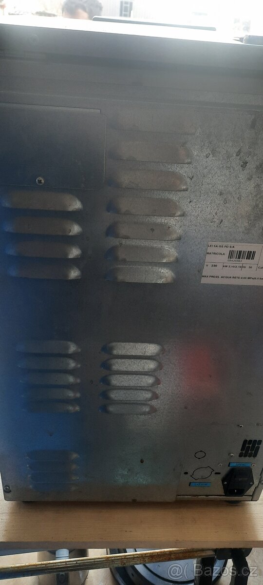 Velký kávovar - 10