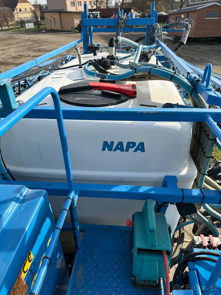 Postřikovač AGRIO NAPA 3000/18 - 10
