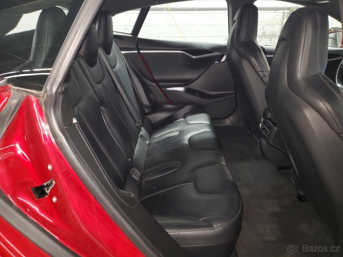 Tesla Model S 2016 - 10
