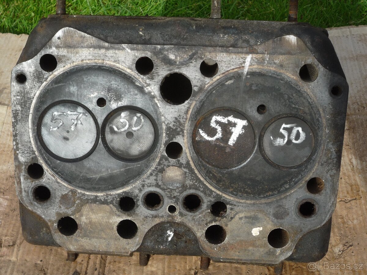 prodám díly na traktor Zetor 25. Sací potrubí se žhavící spi - 10