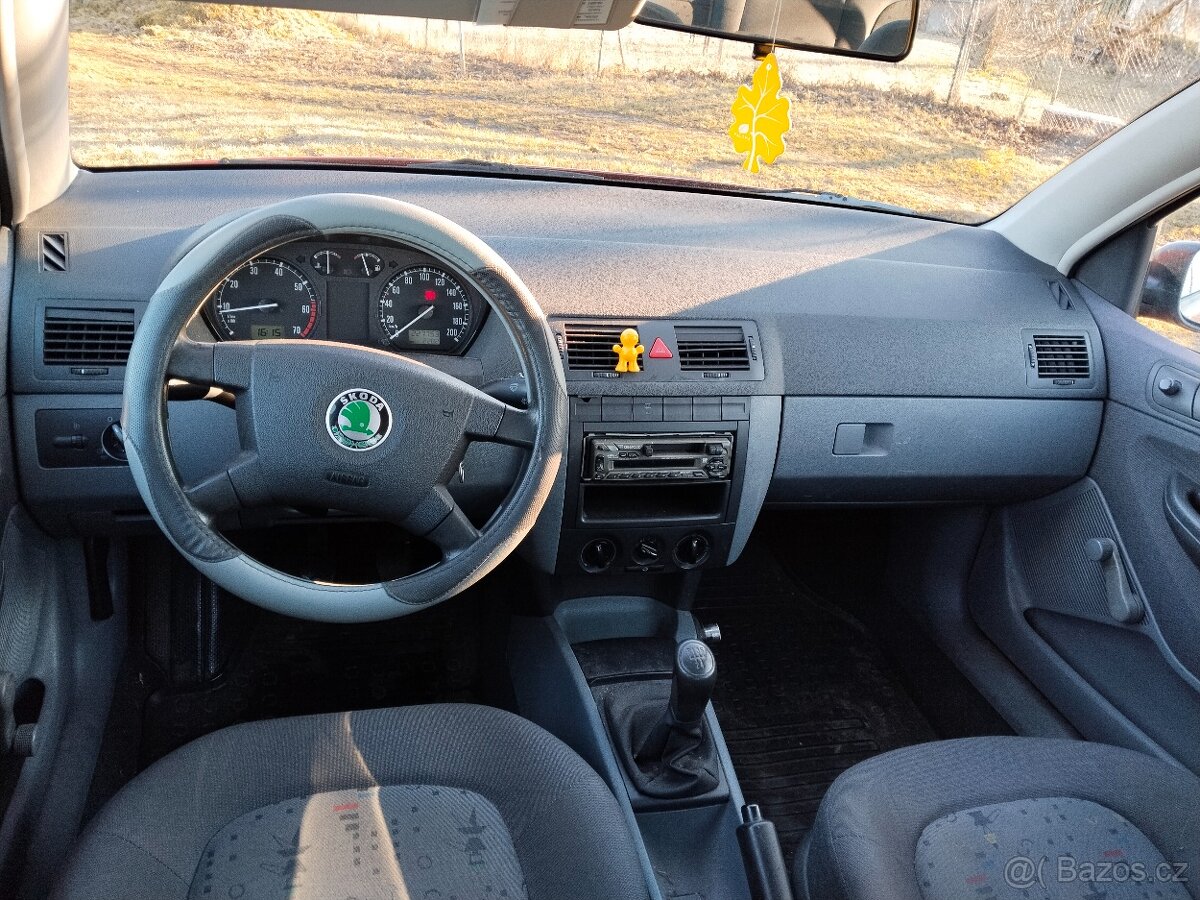 Škoda fabia - 10