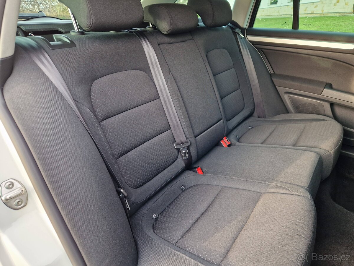 Škoda Superb 2 combi 2,0 TDI facelift , navi, xenony - 10