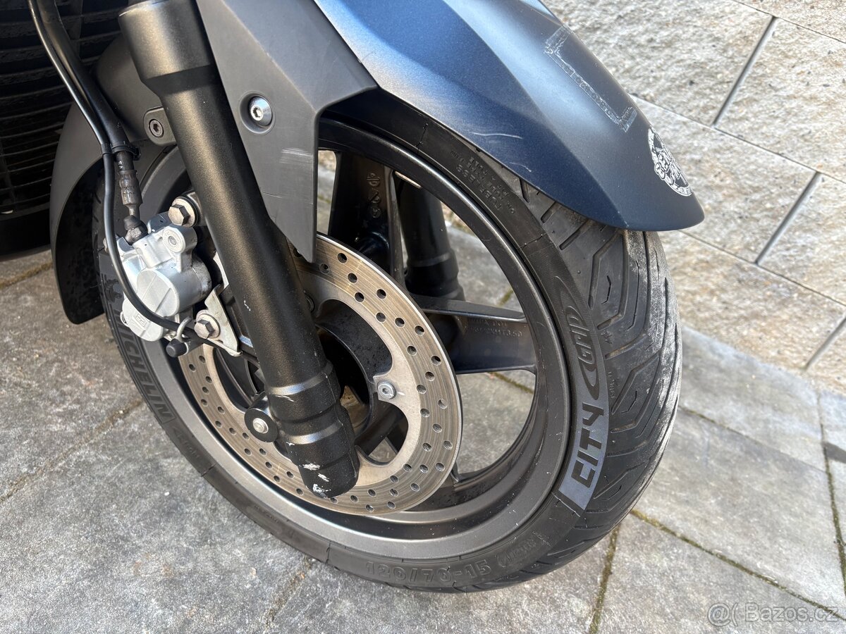 Yamaha x Max 125 2010 - 10