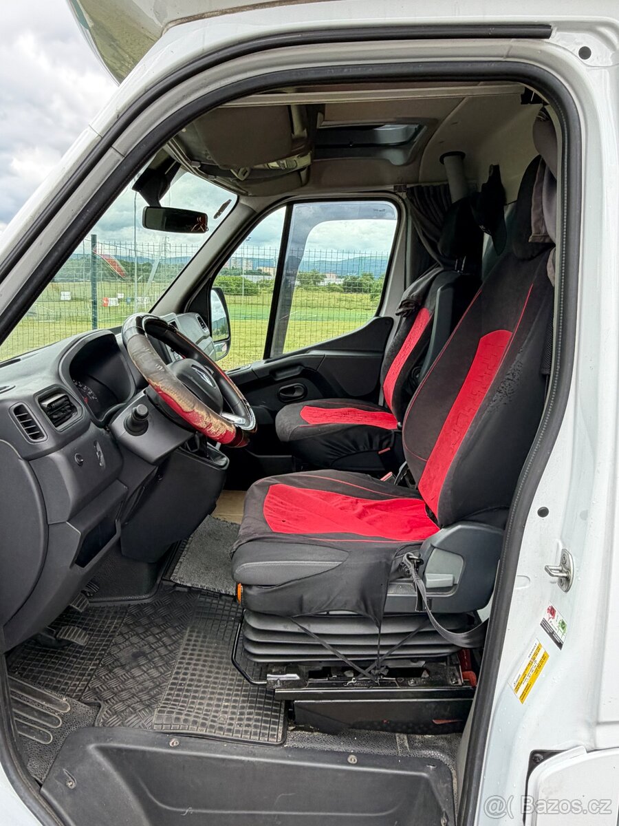 RENAULT MASTER 2023/SRPEN 10TI PALETA SPANÍ - 10