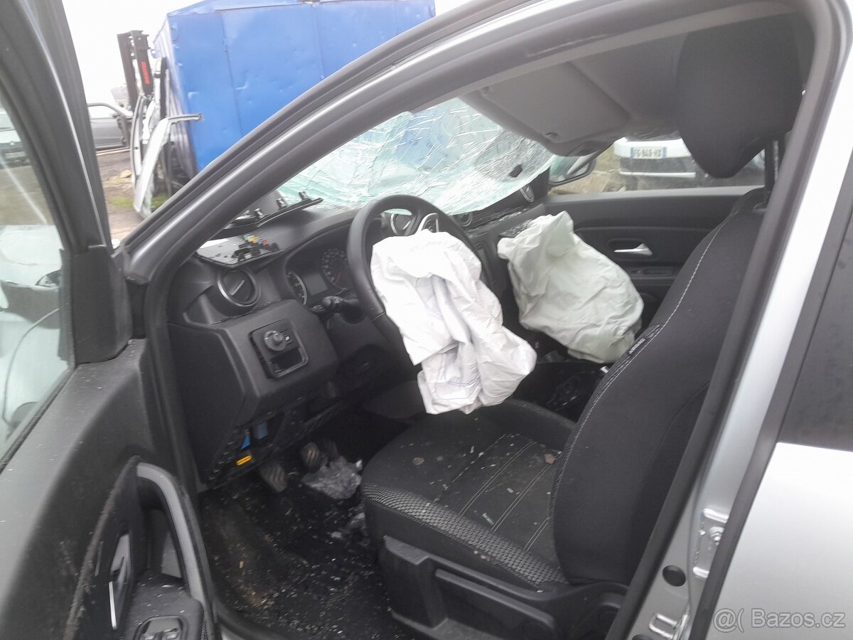 Dacia Duster 1,5 DCi 115 - 10