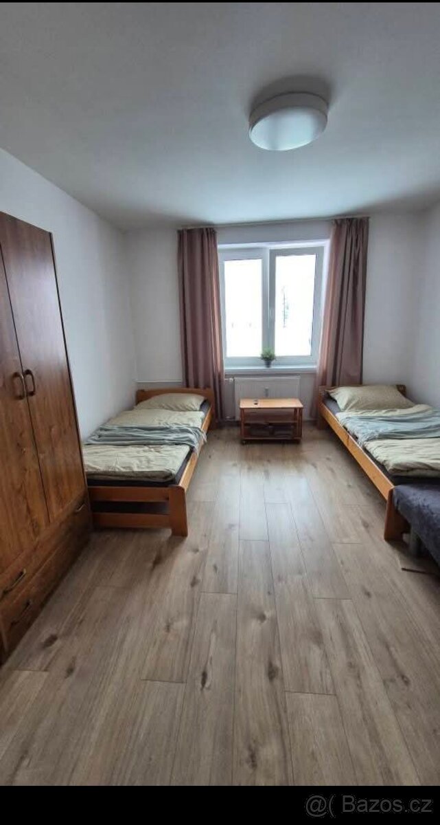 Pronájem bytu 3+1 v Břidličné - 10